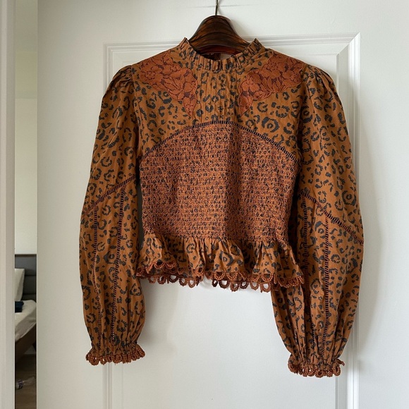 Farm Rio Leopard Smocked Blouse - Picture 4 of 6